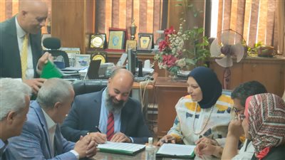 توقيع عقد تأهيل محطة محولات كهرباء طما بقيمة 100 مليون جنيه