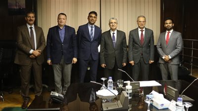 وزير الكهرباء يبحث مع «أكمى الهندية» فرص التعاون بمشروعات الطاقة المتجددة 