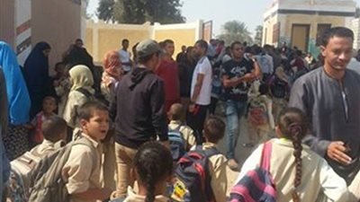 إصابة 45 تلميذا بحالات اشتباه بتسمم في الشرقية