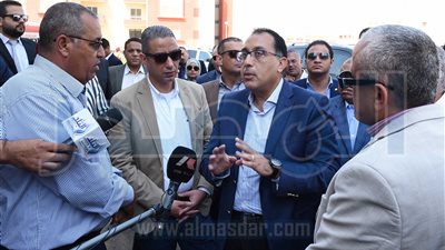 رئيس الوزراء يتفقد مشروعات الإسكان الاجتماعي بسوهاج الجديدة
