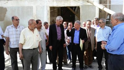 قطاران مطوَّران على خط 