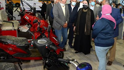 «جامع» تتفقد استعدادات معرض تكنولوجيا تحويل المركبات للعمل بالطاقة النظيفة