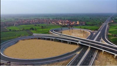 «النقل»: 1.7 تريليون جنيه لتنفيذ مشروعات بالقطاع خلال 10 سنوات