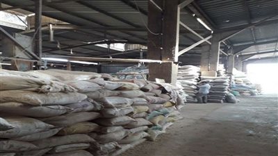 حقيقة تداول أعلاف ولقاحات بيطرية فاسدة تسببت في نفوق دواجن