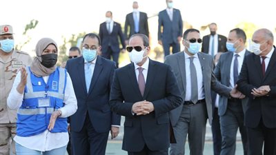 السيسي يتفقد مشروعات قرية المراشدة في قنا ضمن مبادرة «حياة كريمة»