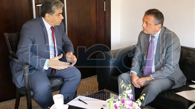 وزير البيئة يبحث مع السفير النمساوي فرص الاستثمار في مصر