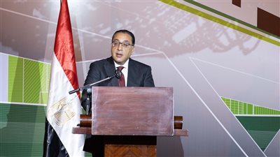رئيس الوزراء أمام «بناة مصر»: نخطط لإقامة 15 مدينة جديدة من الجيل الرابع 