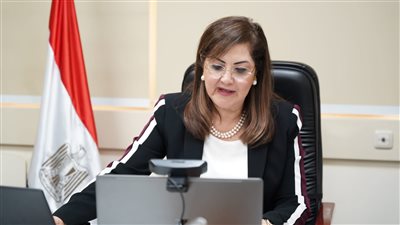 وزيرة التخطيط: 12 تريليون دولار خسائر الناتج العالمي بسبب الأزمة الحالية