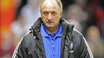 سكولاري يُحذر 