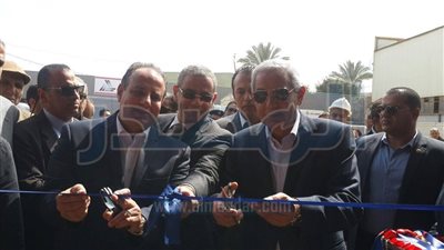 وزير التجارة يفتتح توسعات 4 مصنع باستثمارات مليار جنيه (صور)