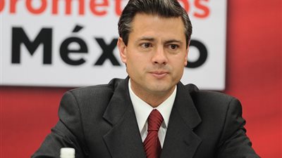 المكسيك تفتح مراكز للدفاع عن المهاجرين في قنصلياتها بأمريكا