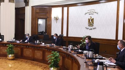 الحكومة تخطط لطرح محطات «سيمنس» بالبورصة ومشروعات تحلية المياه للشراكة