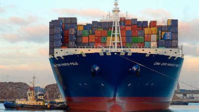 عبور 60 سفينة المجرى الملاحى لقناة السويس بحمولات 3,4 ملايين طن