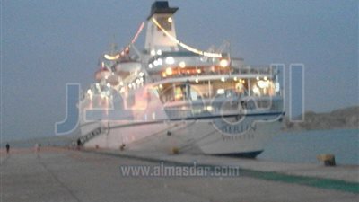 2255 سائحا يغادرون ميناء سفاجا بعد انتهاء برنامجهم السياحي