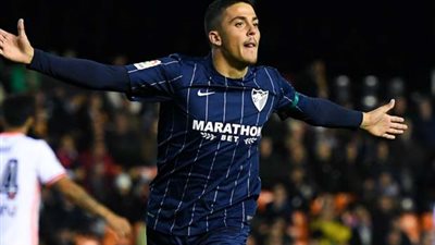 نجم ريال مدريد الأسبق يتولى تدريب ملقا