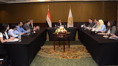 «شعراوي» يتابع مع وفد البنك الدولى مستجدات برنامج تنمية الصعيد 