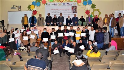 «الكفاية الإنتاجية»: تأهيل 202 شاب وفتاة في مجالي دهان السيارات والأخشاب