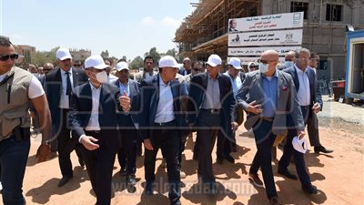 رئيس الوزراء يبدأ جولة تفقدية لمشروعات «حياة كريمة» بالغربية