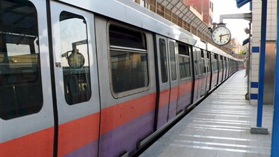 استئناف حركة قطارات الخط الأول بالمترو بعد عودة التيار الكهربائي