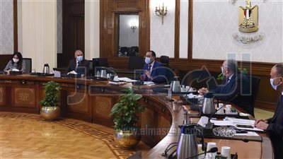 رئيس الوزراء يتابع أعمال تطوير بحيرة المنزلة ومحيطها