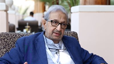 وفاة الفنان 