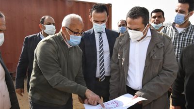 مسئولو «الإسكان» يتفقدون مشروع تطوير منطقة سور مجرى العيون