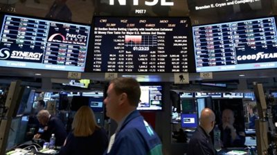 الأسهم الأوروبية تنخفض صباحا وفايننشال تايمز يرتفع