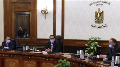 رئيس الوزراء يتابع إجراءات إصدار الطرح الأول للصكوك السيادية