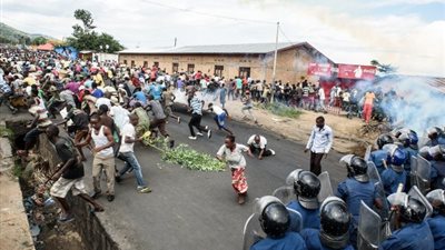 استمرار الاشتباكات بين موالين للرئيس البوروندي ومؤيدين لـ