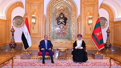 السيسي يؤكد حرص مصر على تعزيز التعاون مع سلطنة عمان بمختلف المجالات