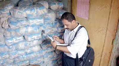 التموين: ضبط 400 طن سكر احتكرها التجار لرفع الأسعار بالأسواق