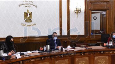 رئيس الوزراء يتابع موقف المشروعات الممولة من شركاء التنمية