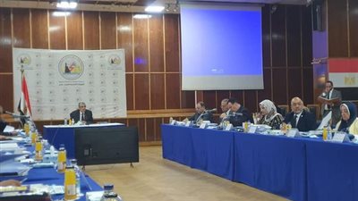 «المصرية لنقل الكهرباء» تستهدف 178 مليار جنيه إيرادات في 2022-2023