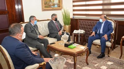 «التنمية المحلية» تبحث تحويل «شرم الشيخ» إلى مدينة خضراء مستدامة