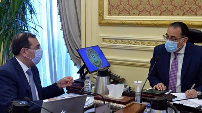 مدبولي: طرح فرص إستثمارية بقطاع البتروكيماويات للقطاع الخاص