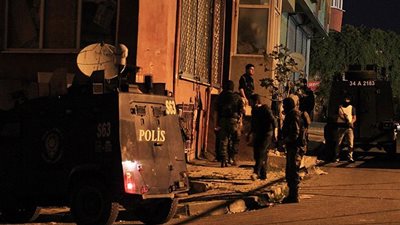 مجهول يهاجم بنكا ويحتجز رهائن في ألمانيا 