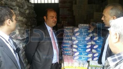 وزير التموين يفتتح فرعين لمشروع