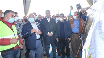 وزير النقل يتفقد مشروعات الطرق والكباري في الدقهلية ودمياط وبورسعيد