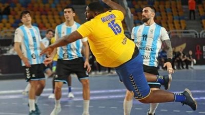 جوتييه مفومبي يخطف الأضواء في مونديال اليد