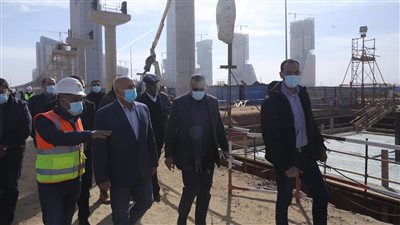 وزير النقل يتابع تنفيذ مونوريل العاصمة الإدارية ويتفقد ورش الصيانة والعمرات
