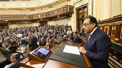 رئيس الوزراء: مصر لن تستورد مواد بترولية مصنعة بحلول 2023