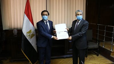 مجمع بنبان للطاقة الشمسية يفوز بجائزة أفضل مشروع حكومي عربي