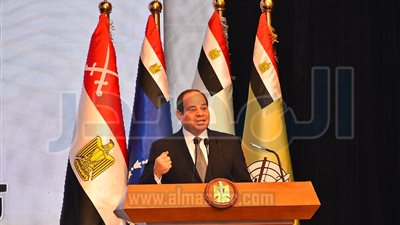 السيسى: 125 مليار جنيه قيمة دعم المواد البترولية رغم رفع الأسعار