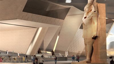 المتحف الكبير يستقبل تمثالين للملك رمسيس الثانى والإله حورس