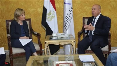 «الوزير» يبحث التعاون مع  بنك الاستثمار الأوروبي في مجالات النقل الأخضر 