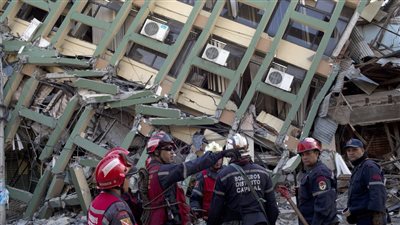 إرتفاع حصيلة قتلى زلزال الاكوادور ترتفع الى 646 شخصا