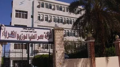 شركة توزيع جنوب الصعيد تنفذ مشروعات لزيادة دعم شبكات الكهرباء