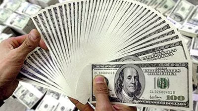 أسعار العملات والمعادن الثمينة بالدولار الأمريكي