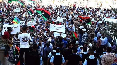 مظاهرات داعمة ورافضة لـ«حفتر» في عدة مدن ليبية