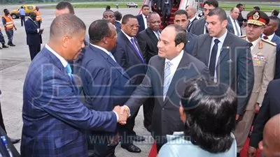 بالصور : وصول الرئيس السيسى إلى غينيا الاستوائية